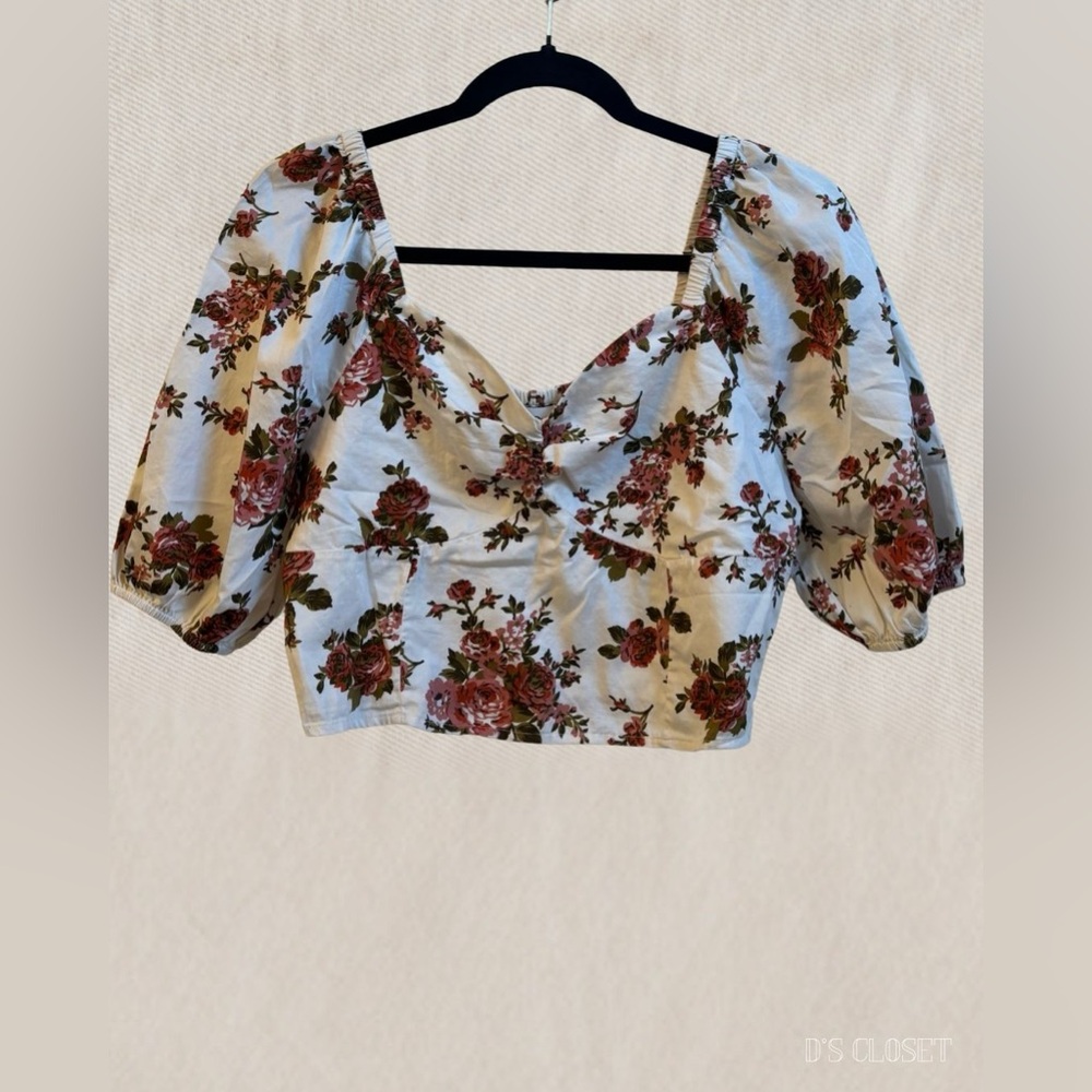 Floral Puff Sleeve Top
